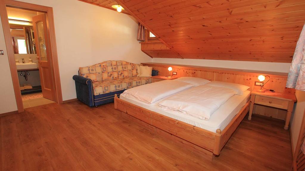 Bed And Breakfast Iman Santa Cristina Val Gardena Стая снимка